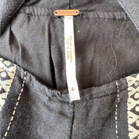 Free People Feel The Sun Paisley Bandana Linen Cutout Cropped Jumpsuit Sz 6 EUC - Picture 5 of 11